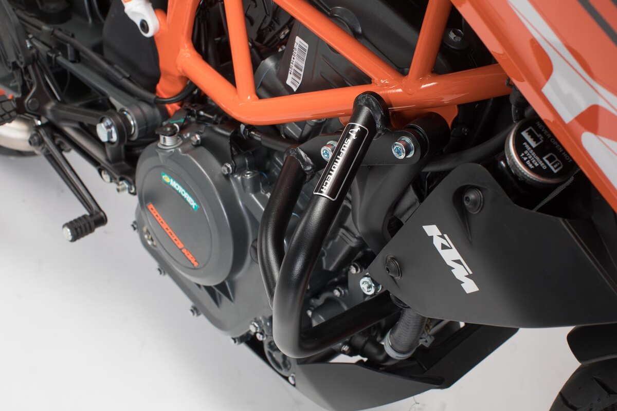 Crashbar KTM 390 Duke (13-20), musta