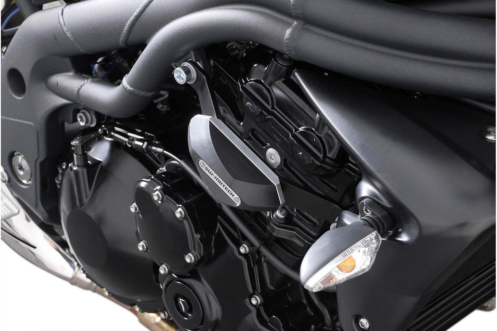 Frame Slider -sarja, Triumph Speed Triple 1050i 08-