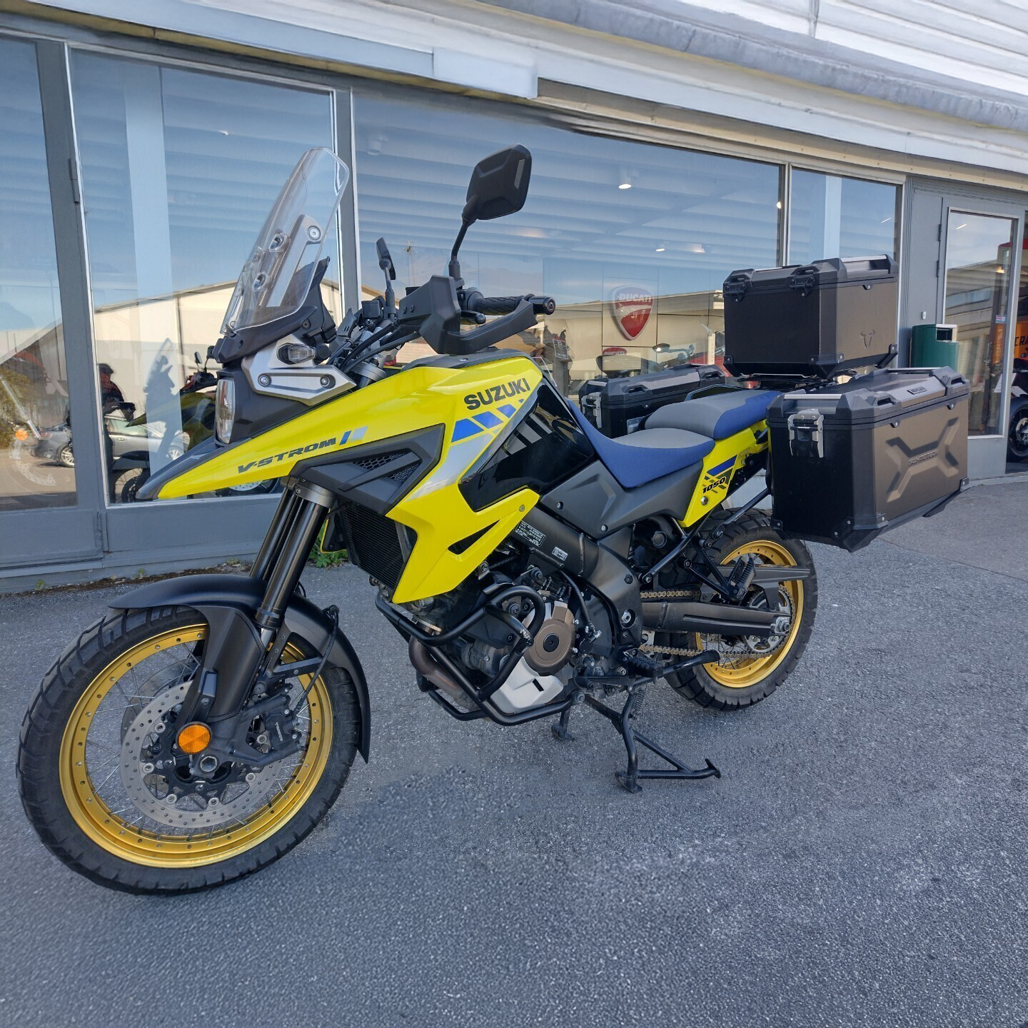 Suzuki V-Strom 1050DE – Koeajopyörä