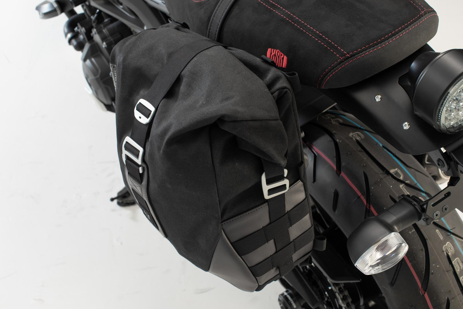 Legend Gear side bag system LC – Yamaha XSR900 Abarth (17-).