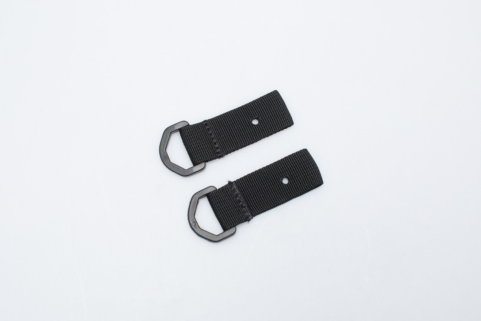 Fitting loops for license plate strap set – 2 fitting straps for tail bags.