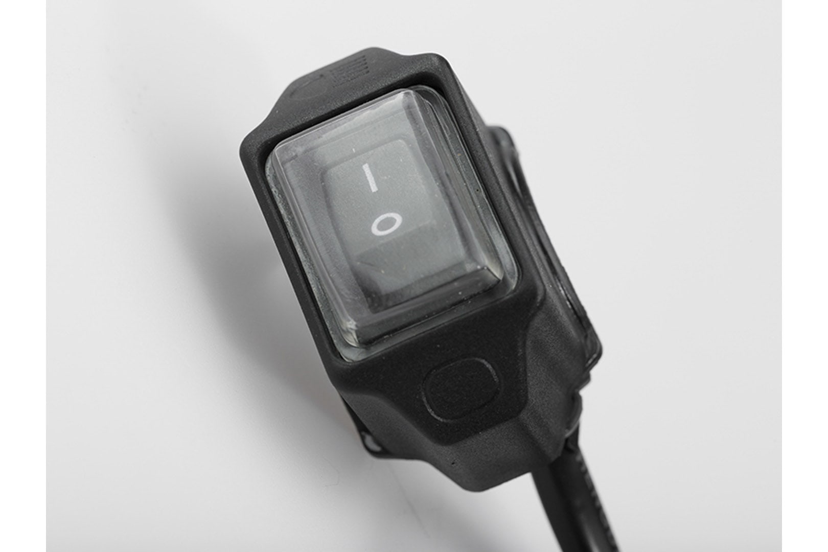 Cockpit Switch – Water resistant. Compact design. Cable 30 cm.