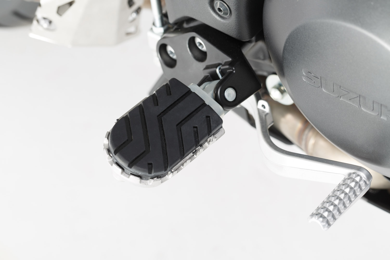 ION footrest kit – Silver. Aprilia, BMW, Suzuki models.