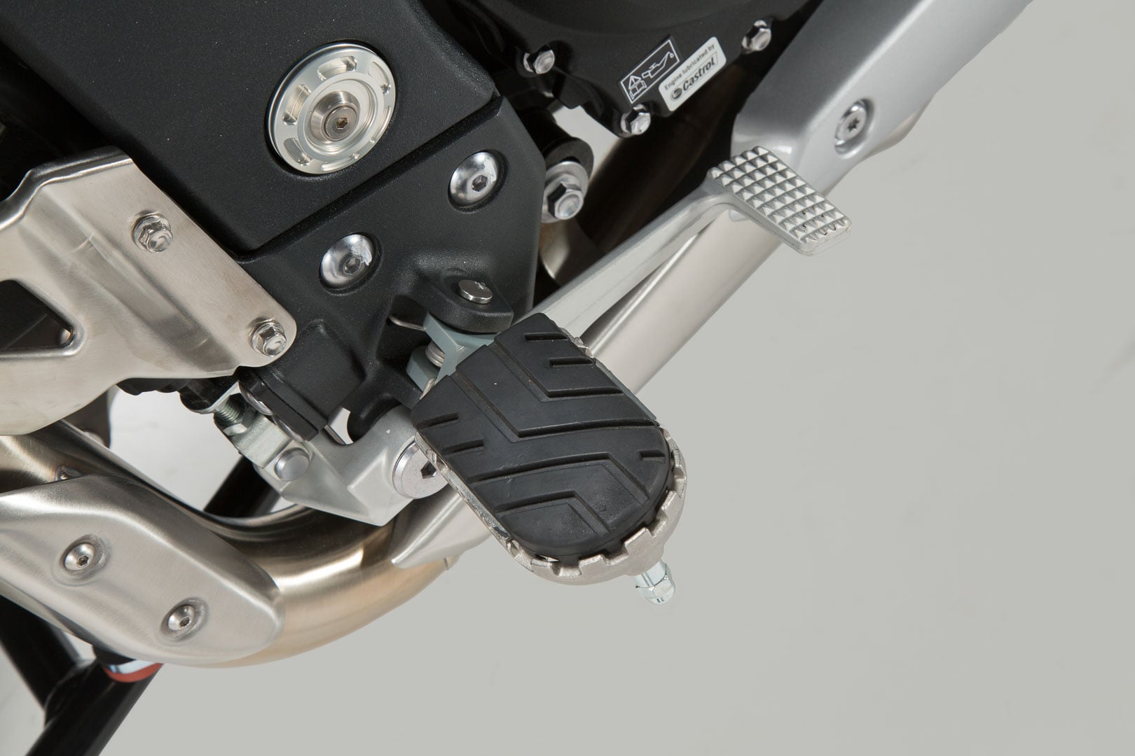 ION footrest kit – Triumph Tiger 1050, BMW models.
