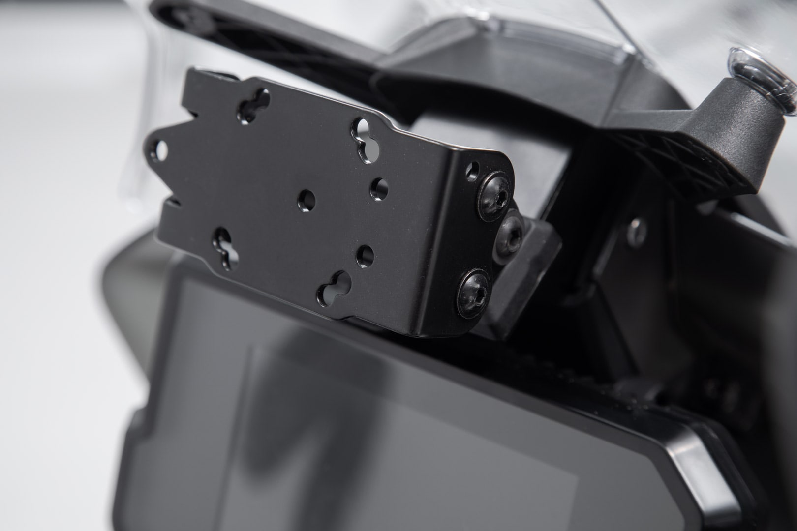 GPS mount for cockpit – Black. KTM 790 / 890 Adv, Husqv. Norden 901.