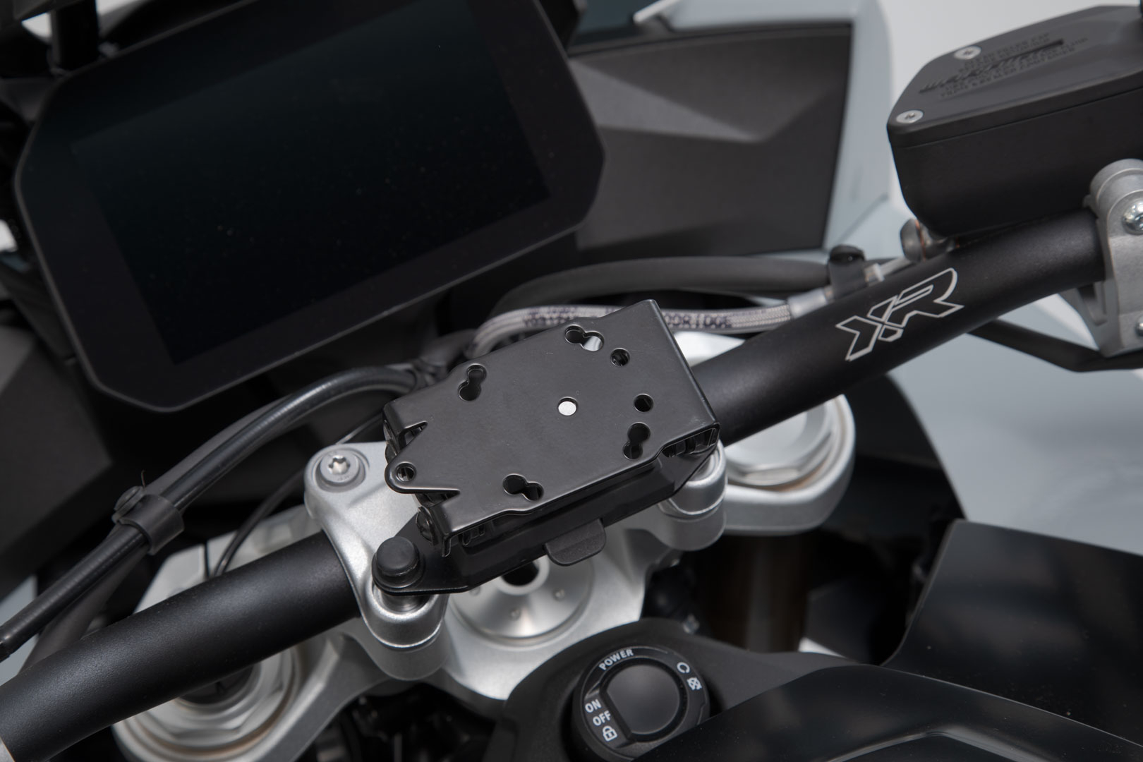 GPS mount for handlebar – Black. BMW models.