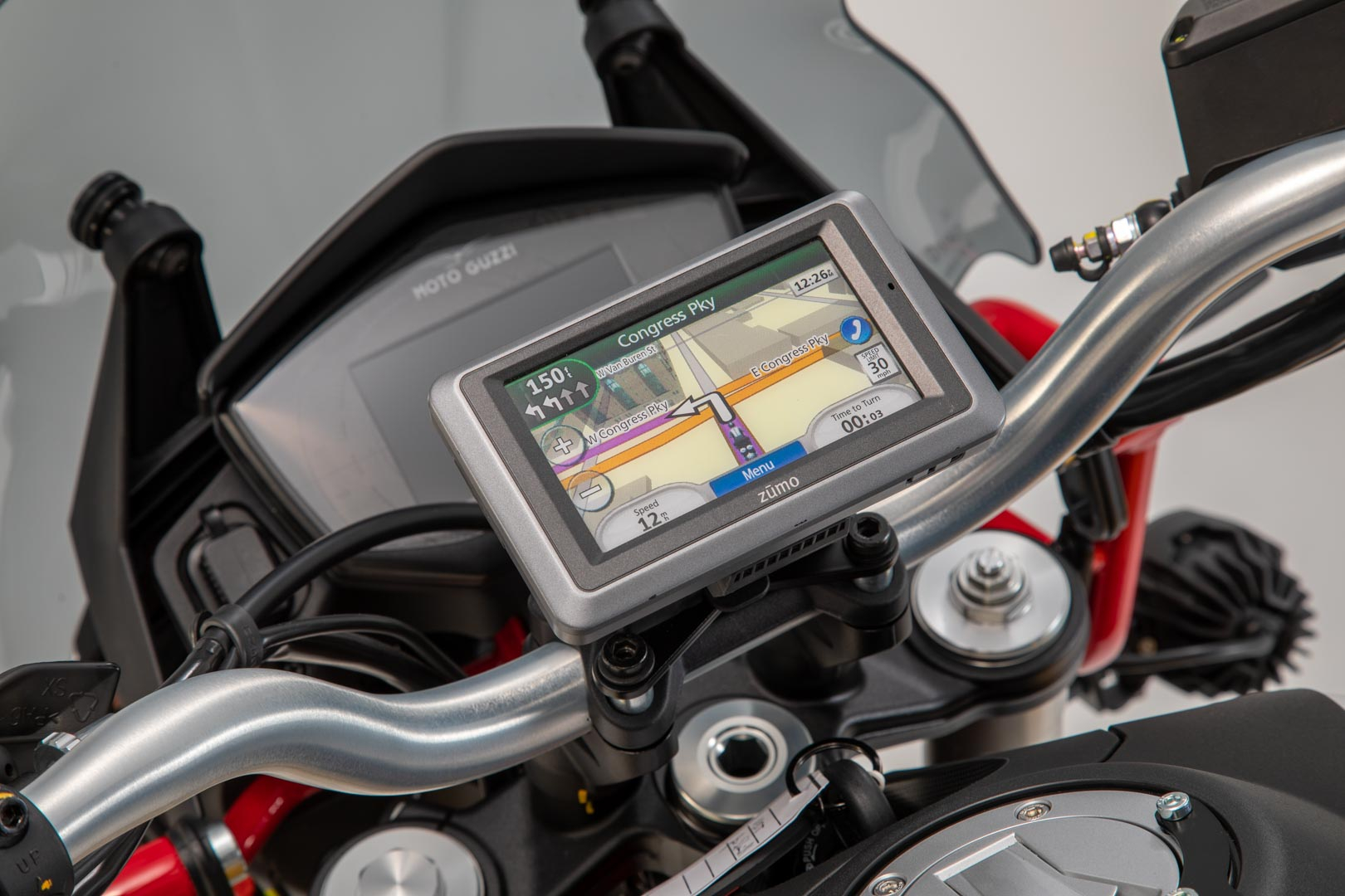 GPS mount for handlebar – Black. Moto Guzzi V85 TT (19-23).