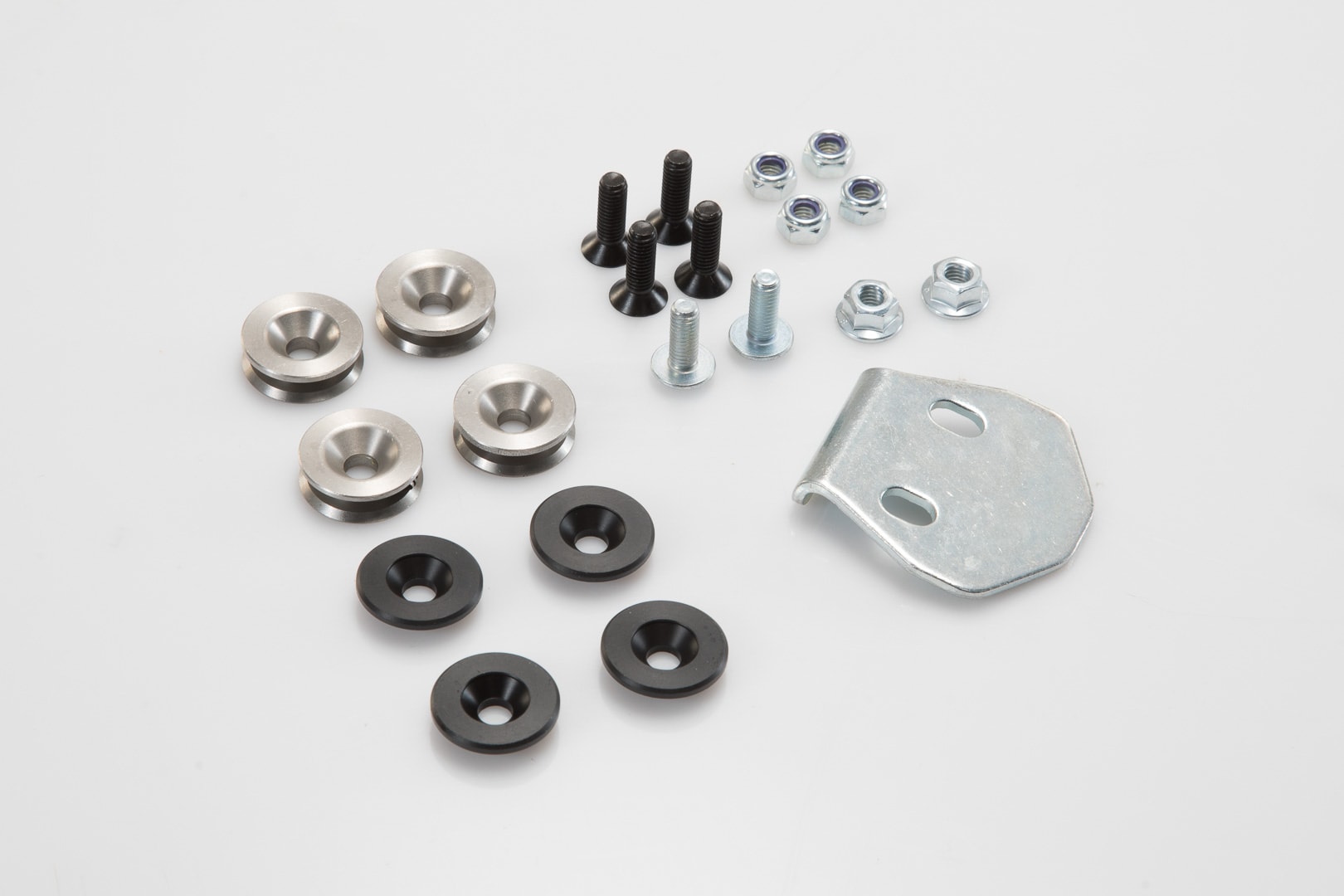 Adapter kit for ADVENTURE-RACK – Black. For TRAX ADV/ION/EVO.