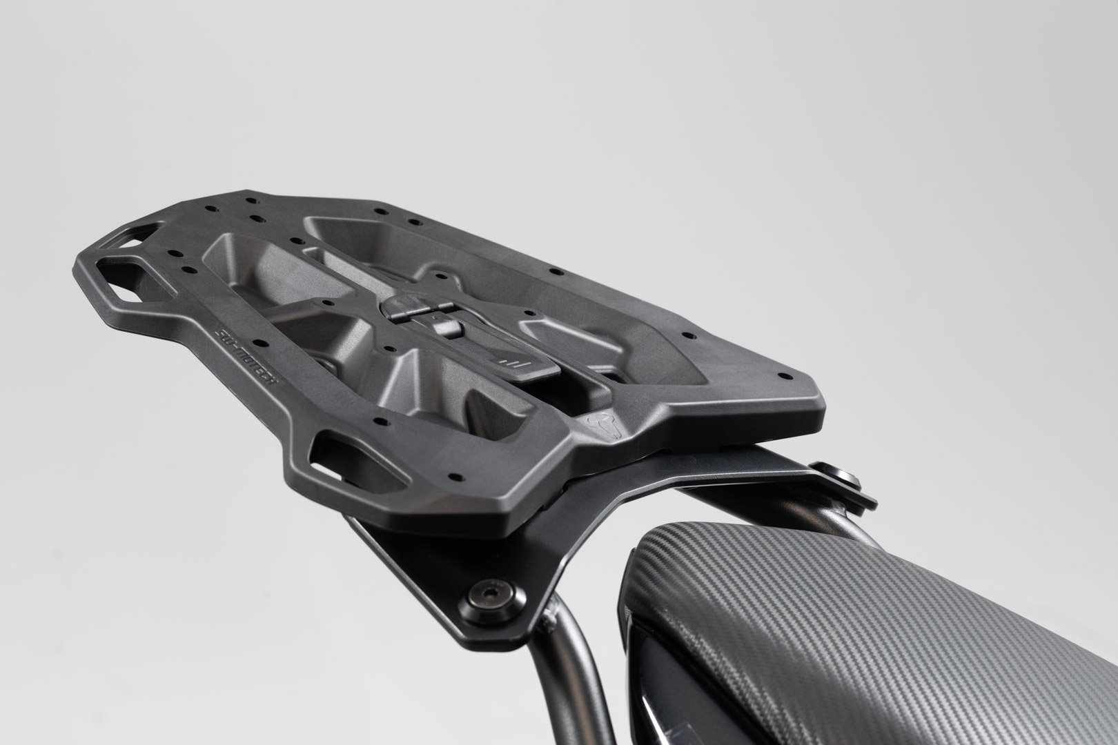 Adapter plate for STREET-RACK – Baseplate. Without mounting for top case.
