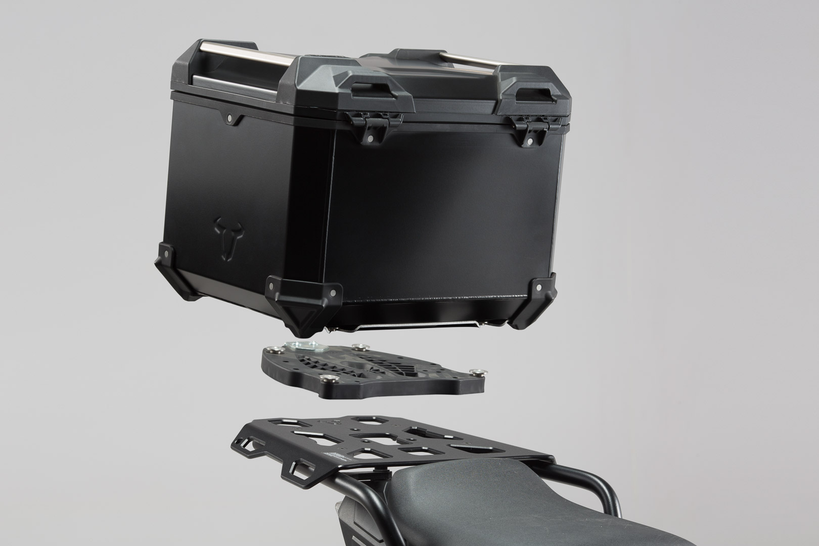 TRAX ADV top case system – Black. Triumph Sprint ST 1050 / Tiger 1050 SE.