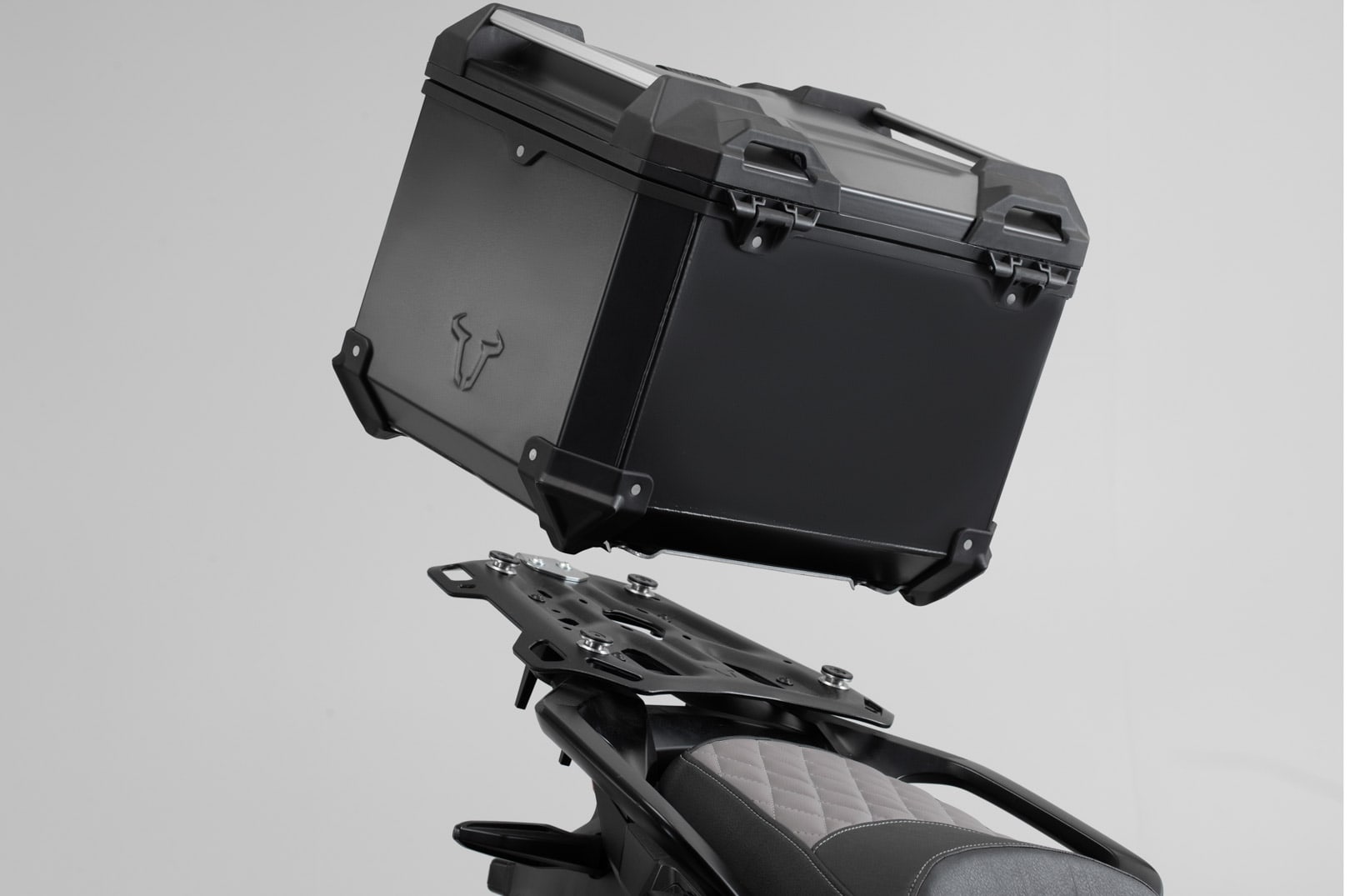 TRAX ADV top case system – Black. Yamaha MT-09 Tracer/ Tracer 900 GT.