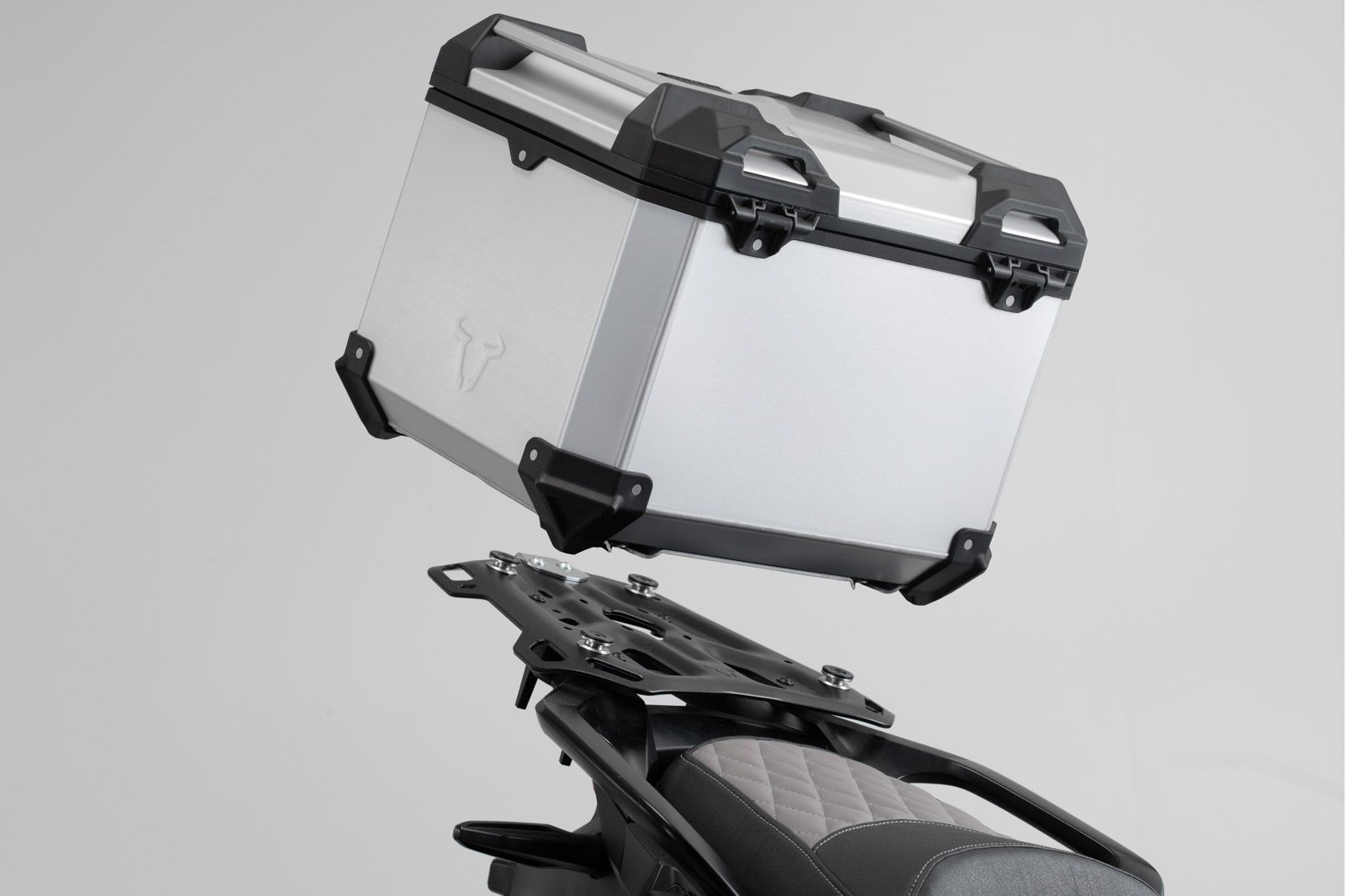 TRAX ADV top case system – Silver. Yamaha MT-09 Tracer/ Tracer 900 GT.
