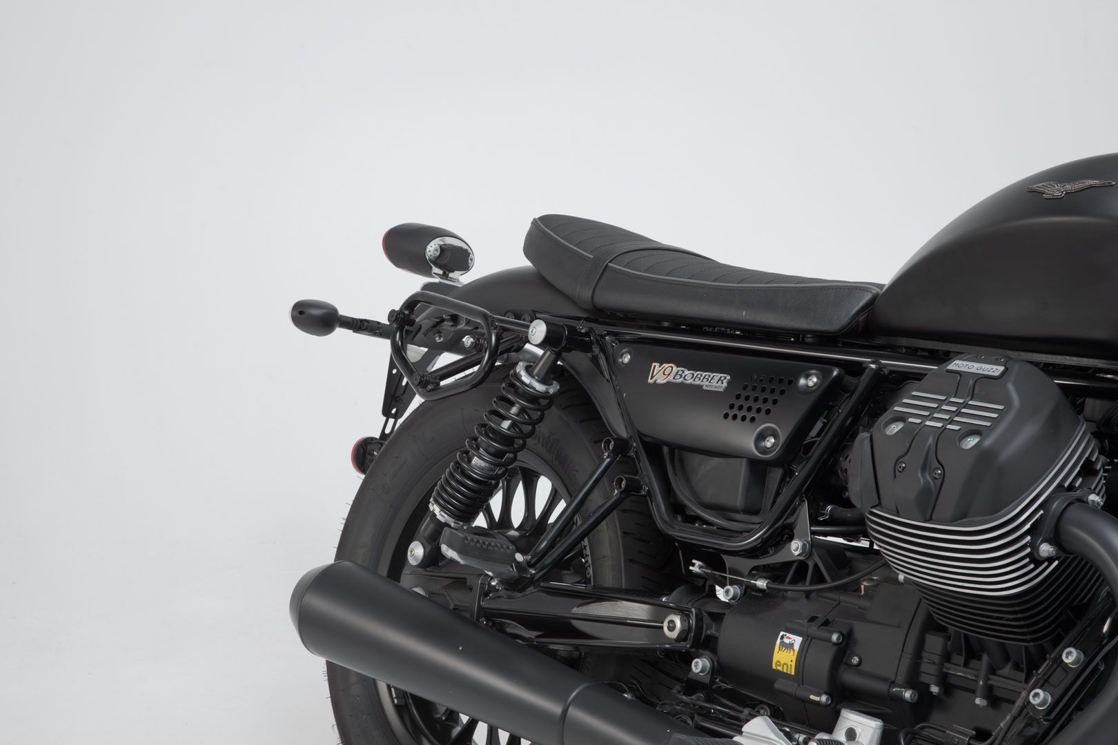 SLC side carrier right – Moto Guzzi V9 Roamer/Bobber (15-).