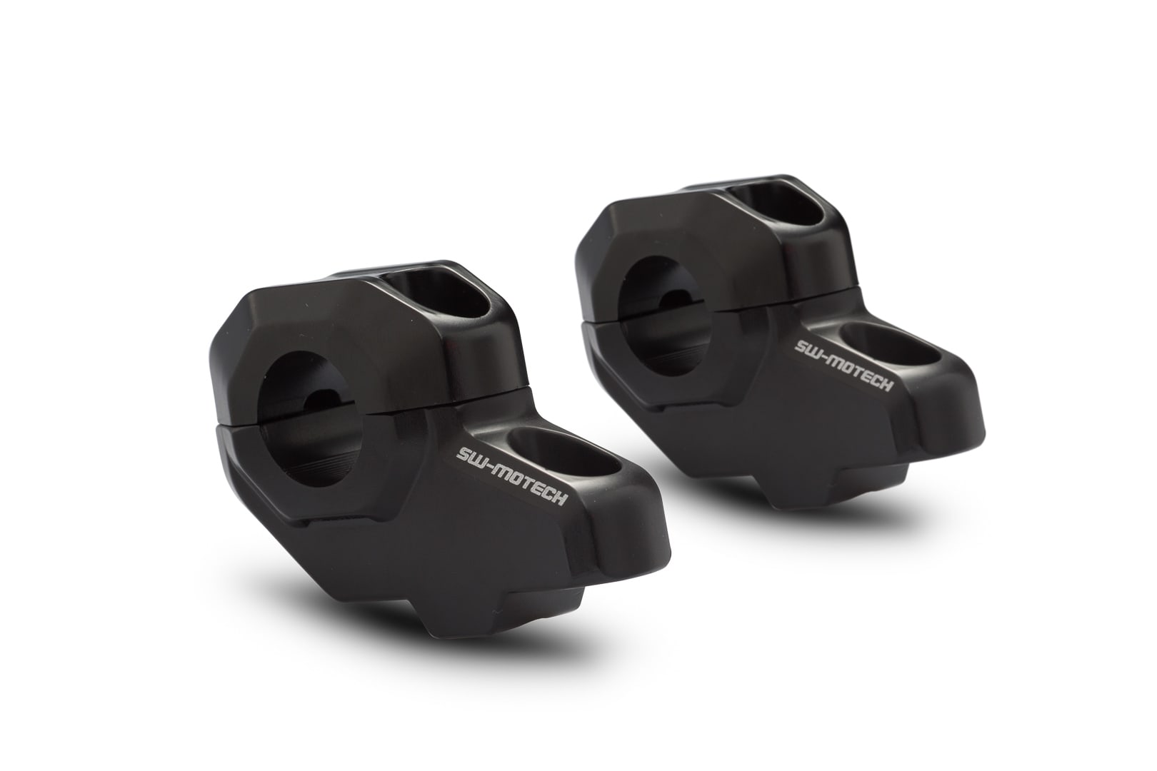 Bar back for Ø 22 mm handlebar – H=30 mm. Shifting by 21 mm. Black.