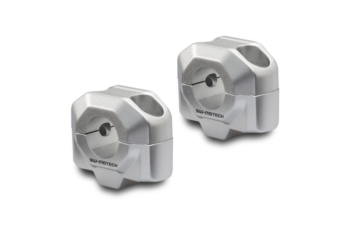 Bar riser for Ø 22 mm handlebar – H=20 mm. Silver.