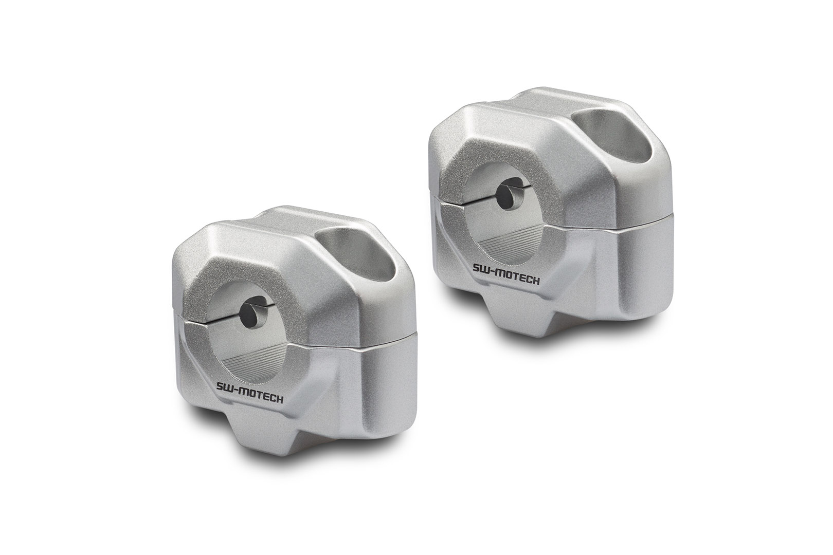 Bar riser for Ø 22 mm handlebar – H=20 mm. Silver.