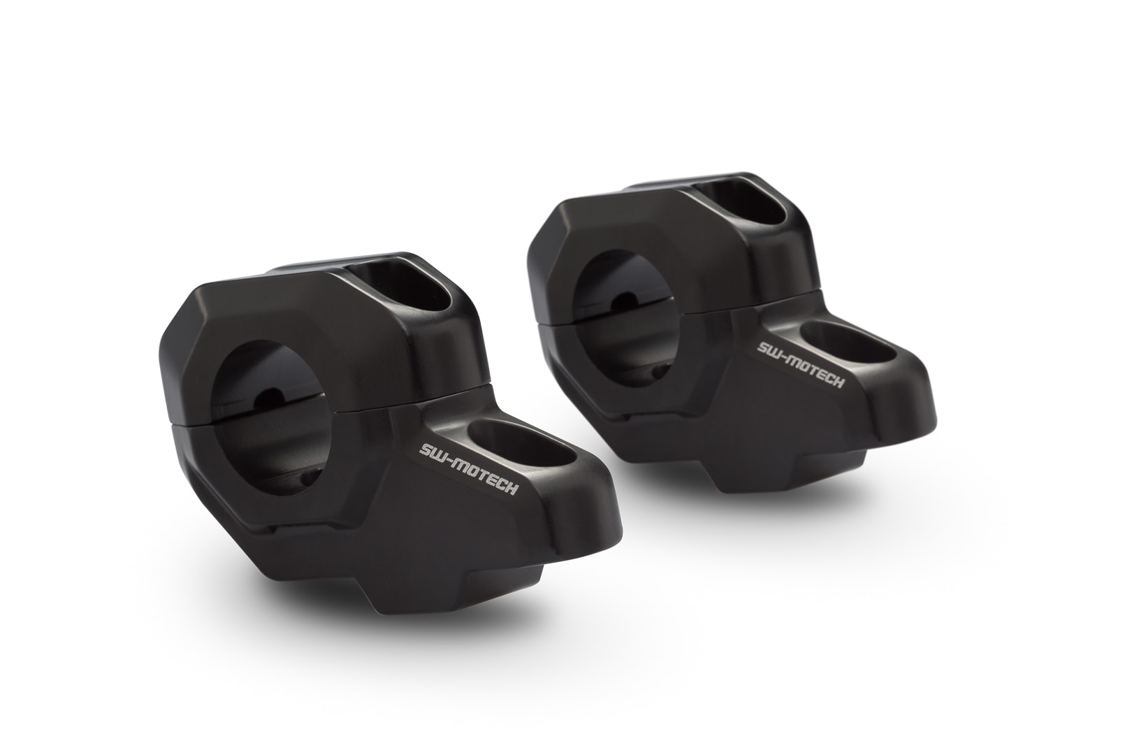 Bar back for Ø 28 mm handlebar – H=30 mm. Back 22 mm. Black.