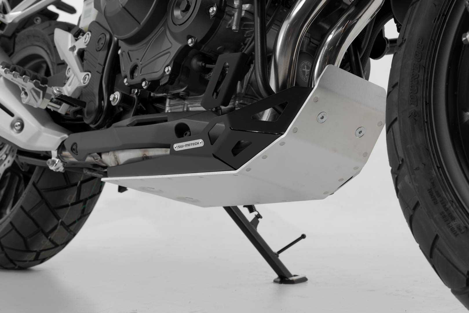 Engine guard – Black/Silver. Honda CB500X (18-), NX500 (23-).