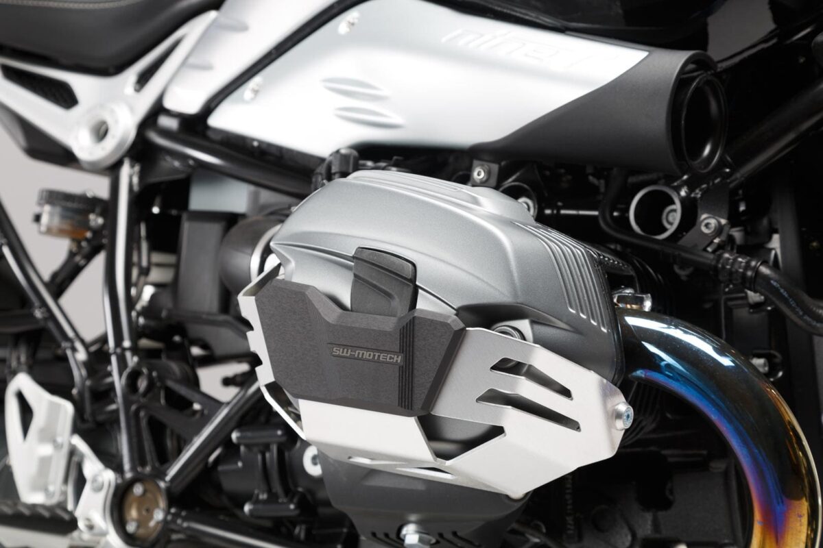 Cylinder guard – Silver. BMW R1200 R / GS / Adv, R nineT.