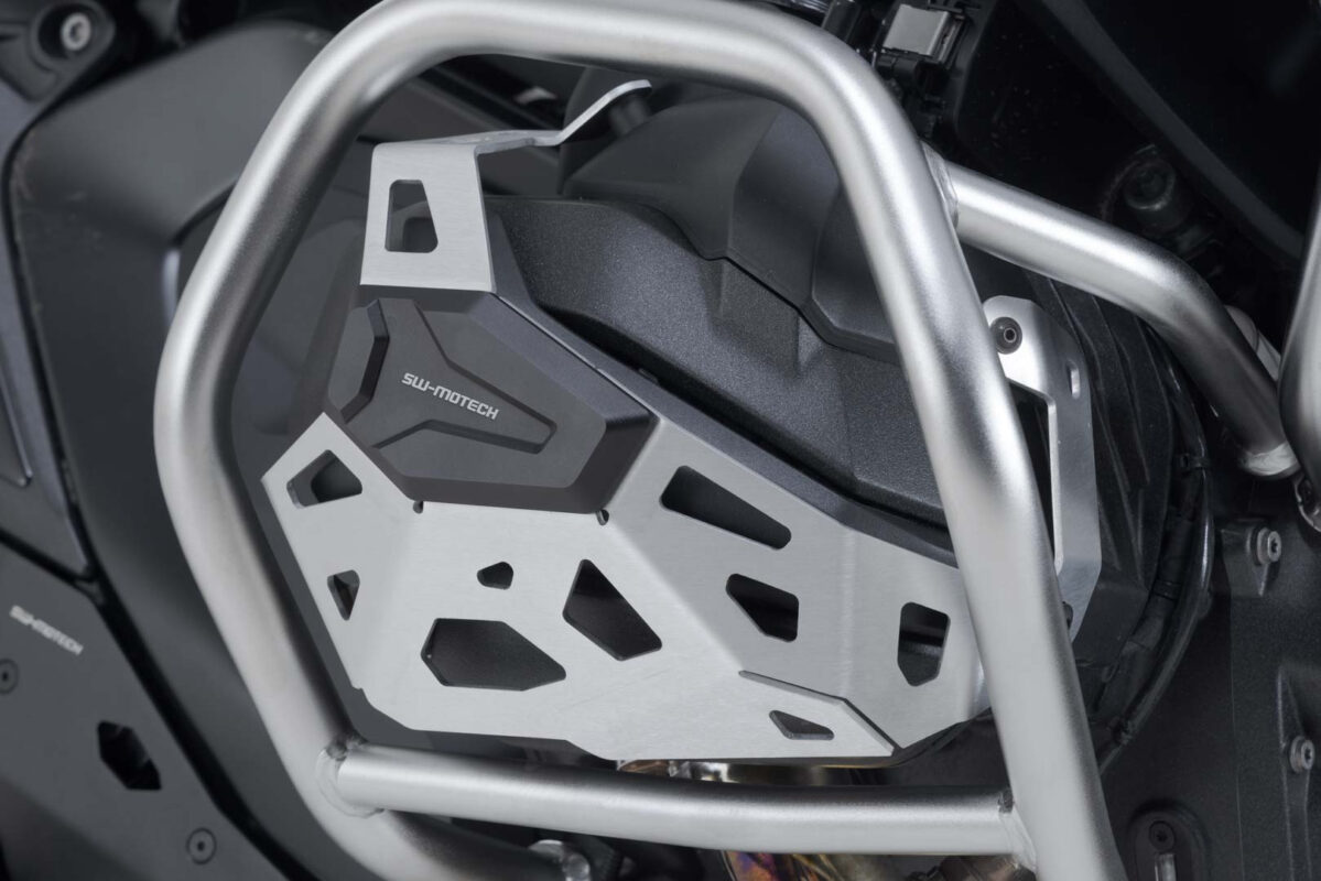 Cylinder guard – Black/Silver. BMW R 1300 GS, R 1300 R/RS.