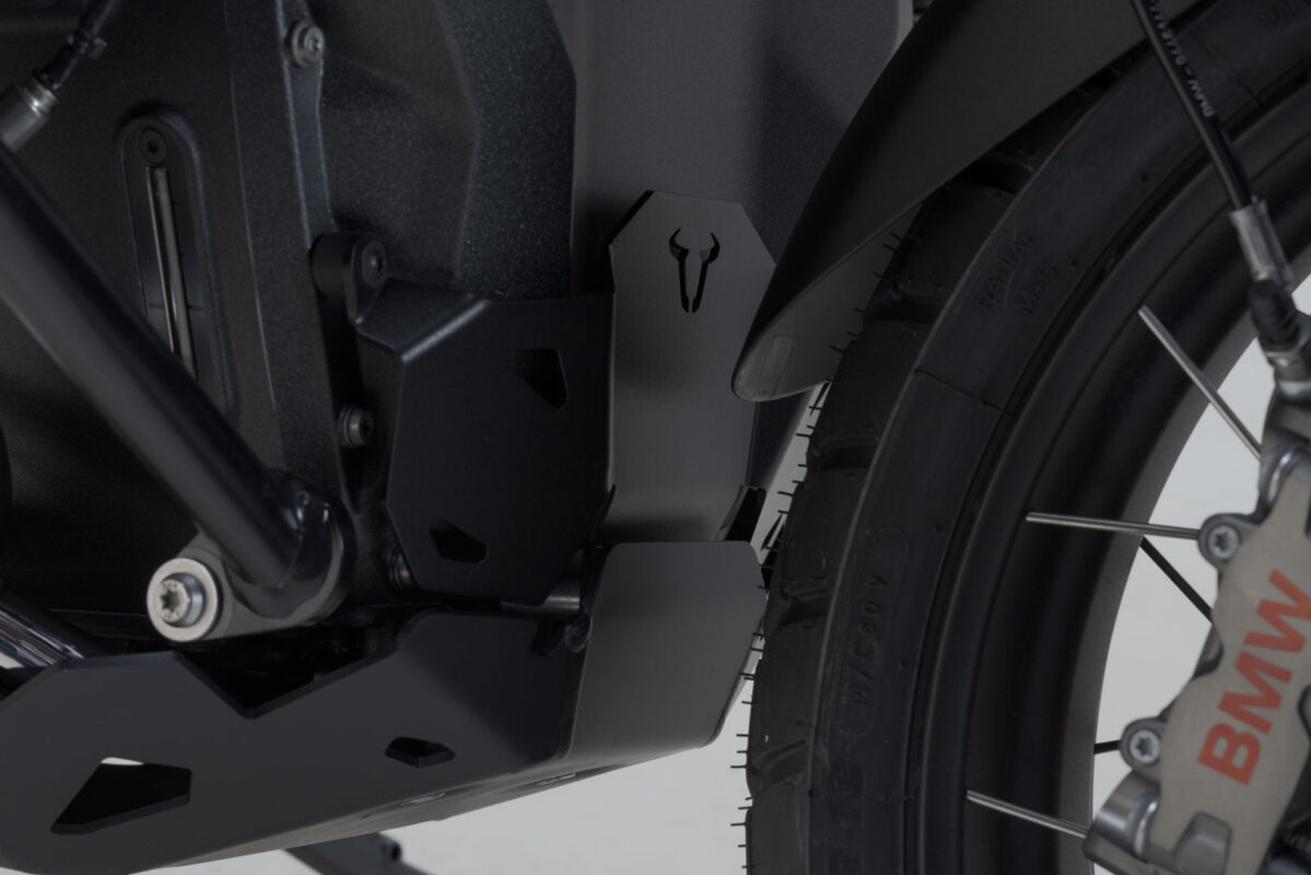 Engine guard extension – Black. BMW R 1300 GS / Adventure, R 1300 R/RT.