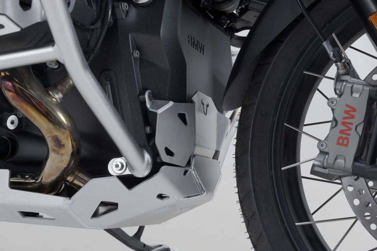 Engine guard extension – Silver. BMW R 1300 GS / Adventure, R 1300 R/RT.