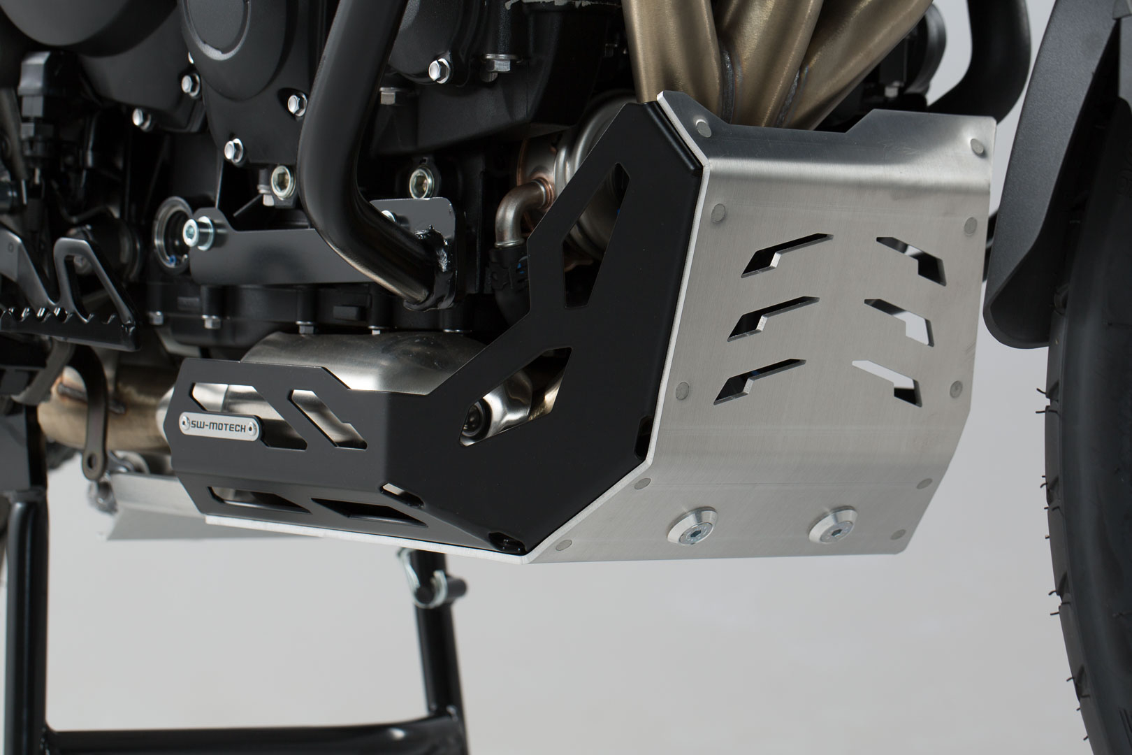 Engine guard – Black/Silver. Triumph Tiger 800 models (10-).