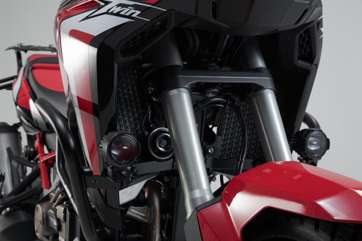 Light mount – Black. Honda CRF1000L/CRF1100L with crash bar.