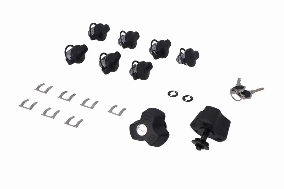 TRAX lock set with anti-theft protection EVO – 9 matching locks, 2 keys. Anti-theft protection.