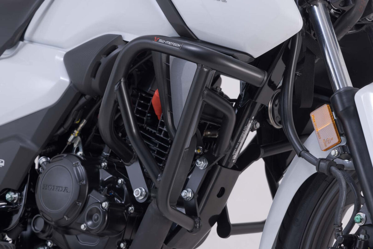 Crash bar – Black. Honda CB125F (20-).