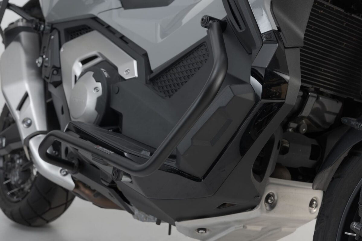 Crash bar – Black. Honda X-ADV (20-).