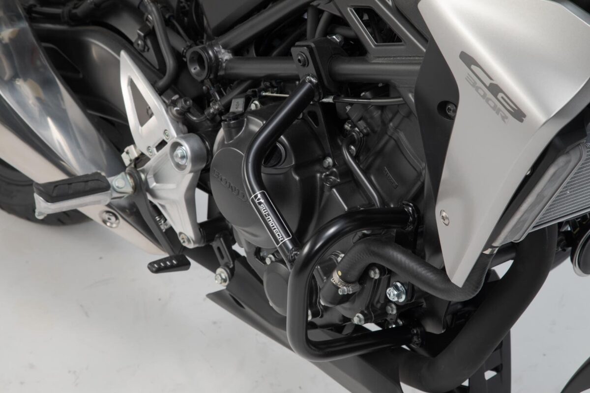 Crash bar – Black. Honda CB300R (18-).