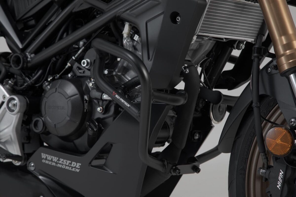 Crash bar – Black. Honda CB125R (20-).