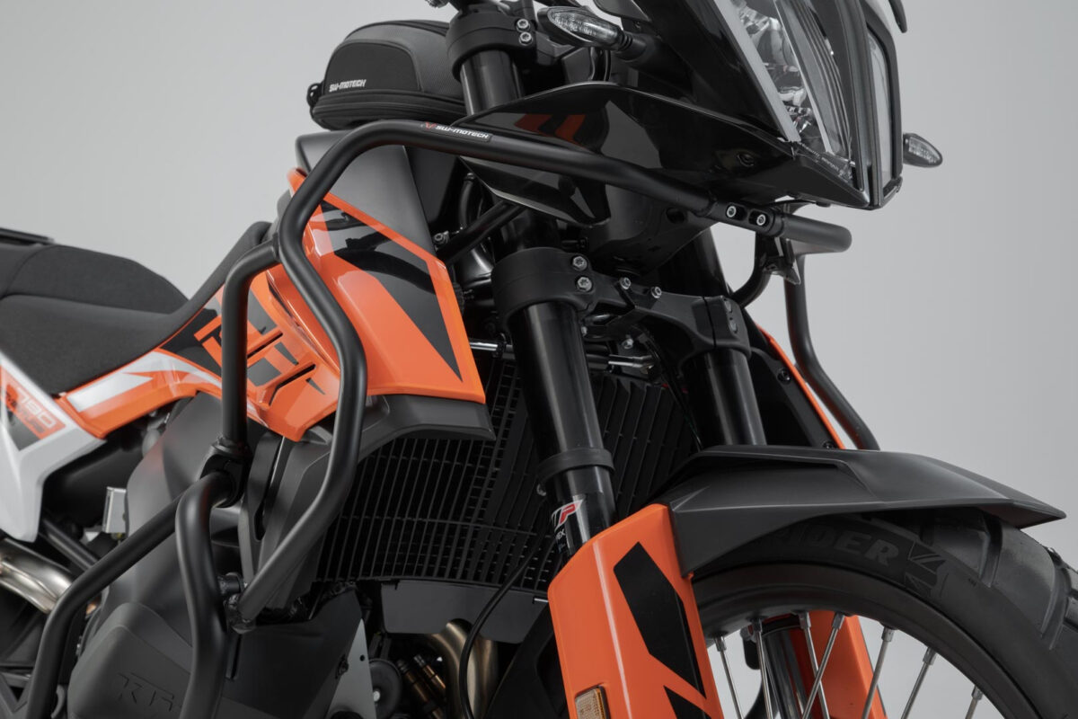 Upper crash bar – Black. KTM 790 Adv/R (19-21), 890 Adv/R (20-22).