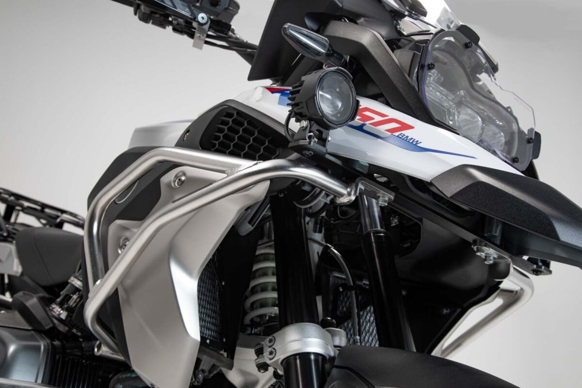 Upper crash bar – Stainless steel. BMW R1200GS (16-), R1250GS (18-).