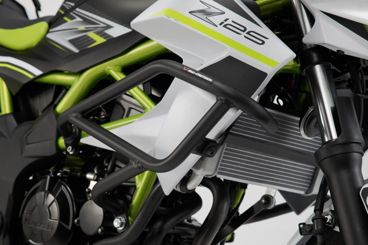 Crash bar – Black. Kawasaki Z125 (18-).