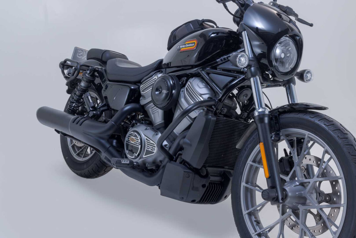 Crash bar – Black. Harley-Davidson Nightster / Special.