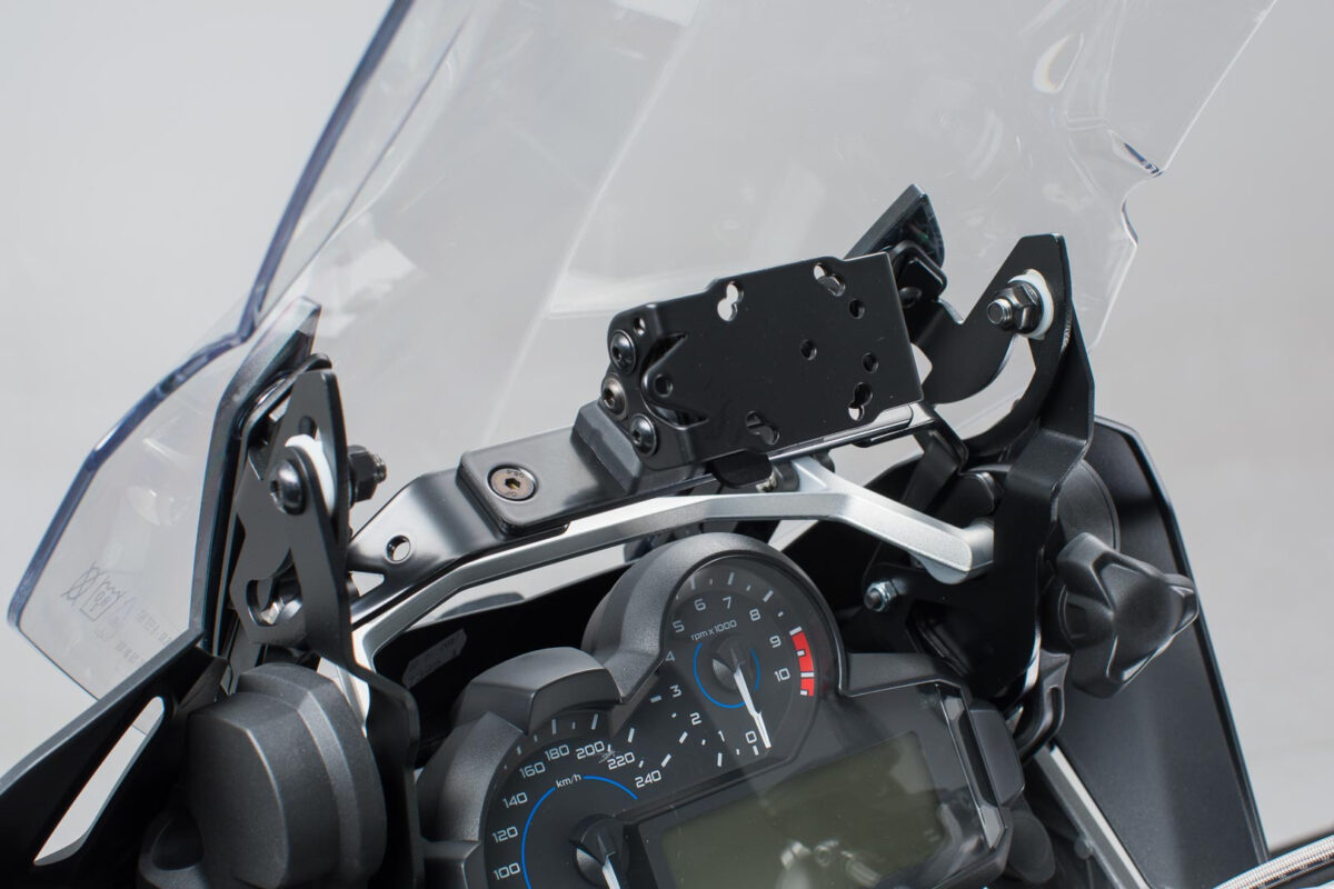 Screen reinforcement – Black. BMW R 1200 GS (12-), R 1250 GS (18-).