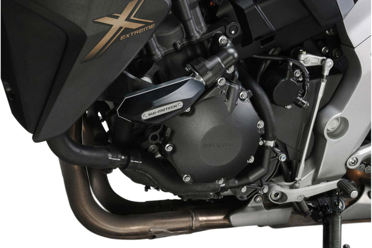 Frame slider kit – Black. Honda CB1000R (08-17).