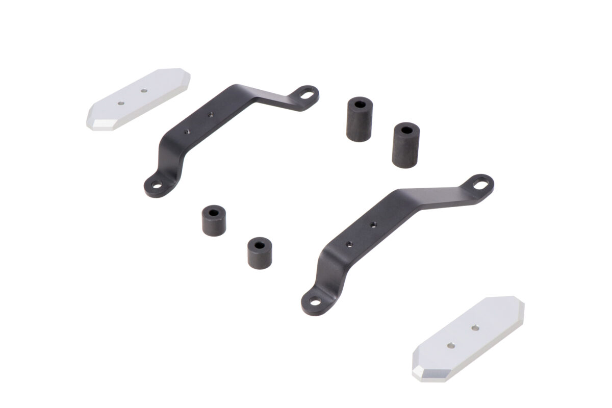 Crash pad holder – Black. Suzuki GSX-8S (22-).