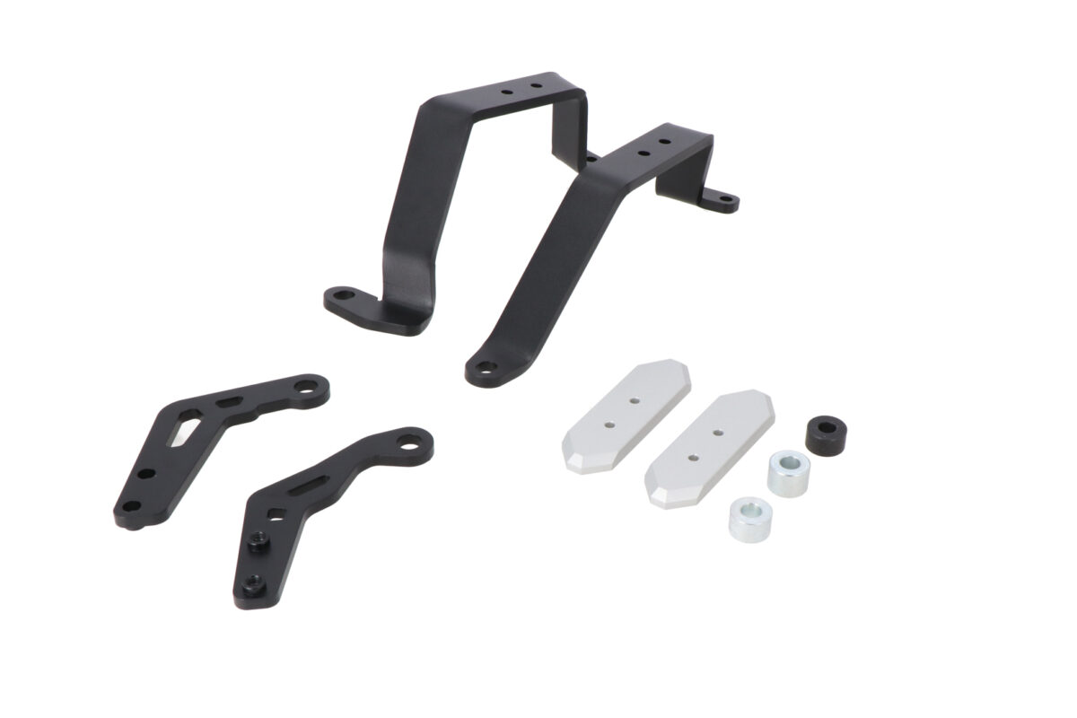 Crash pad holder – Black. Suzuki GSX-8R (22-).