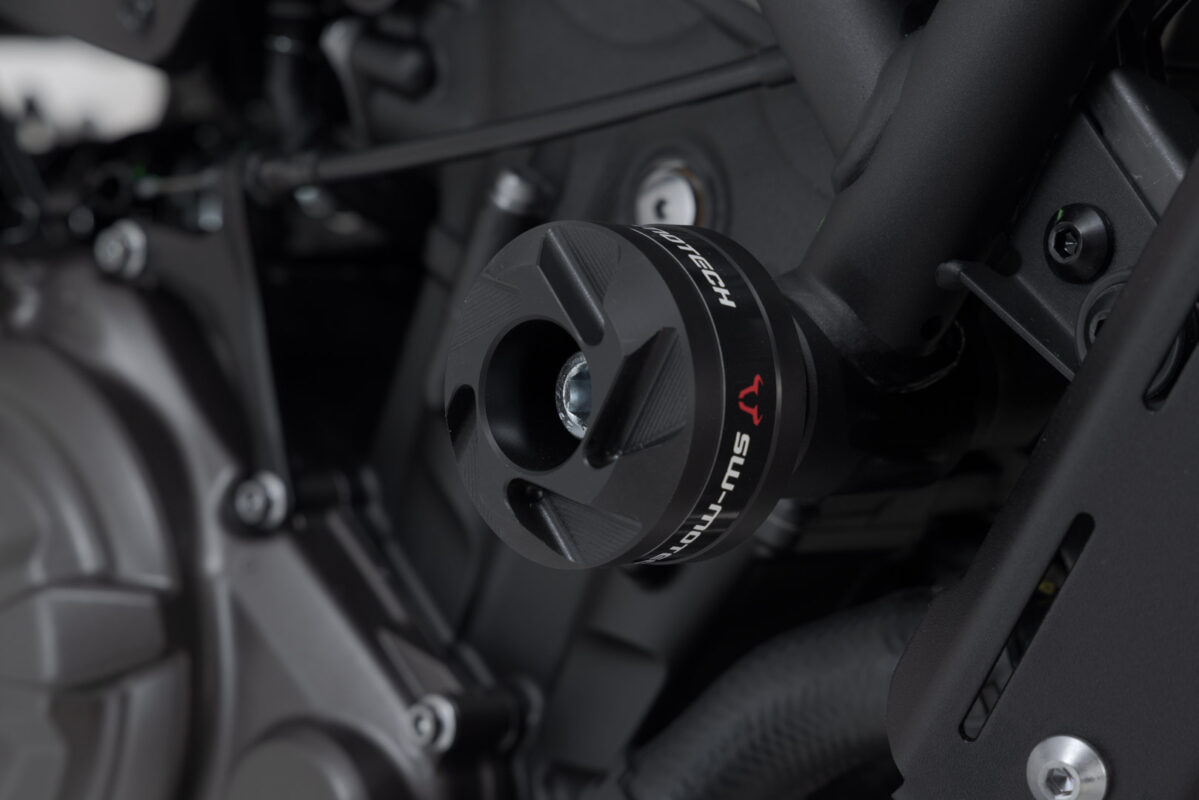 Frame slider kit – Black. Yamaha XSR700 (15-) / XTribute (19-).