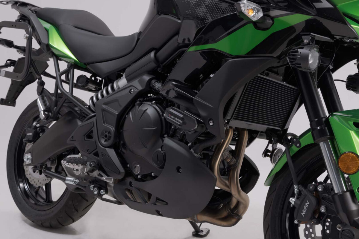 Frame slider kit – Black. Kawasaki Versys 650 (14-21).