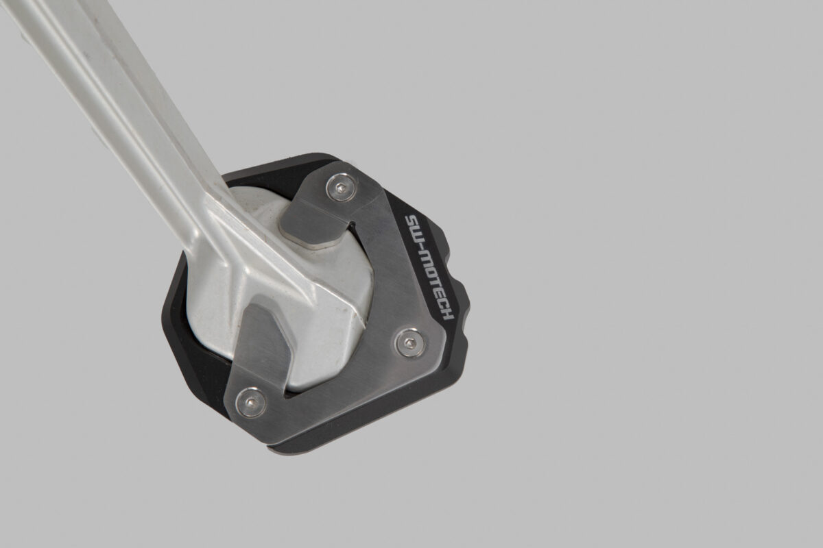 Extension for side stand foot – Black/Silver. Yamaha Ténéré 700 models (19-).