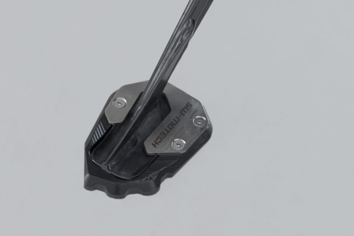 Extension for side stand foot – Black/Silver. Harley-Dav Pan America (21-).