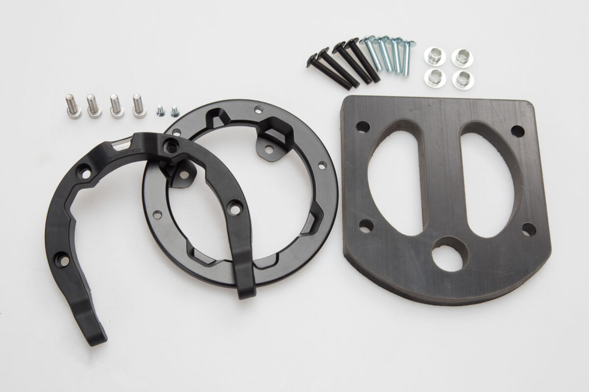 ION tank ring – Black. Kawasaki Z650 (16-22), Ninja 650 (16-).