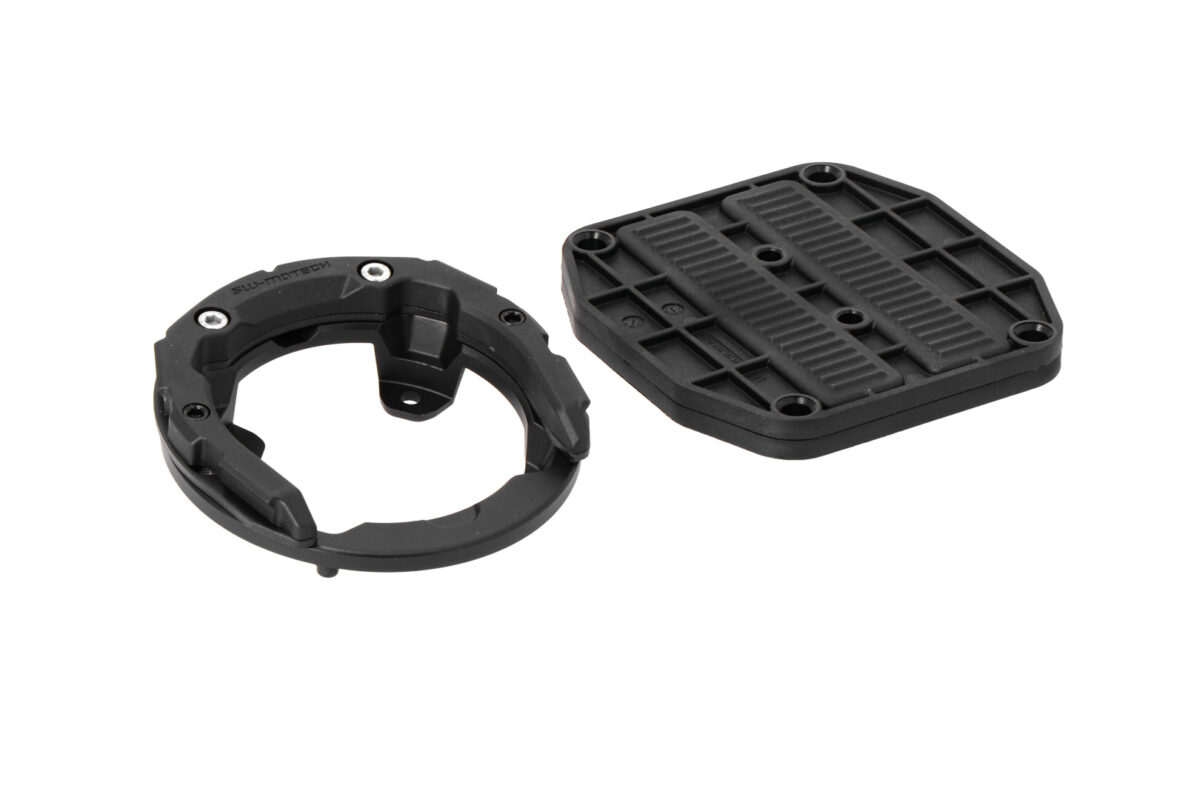PRO tank ring – Black. Kawasaki Z650 / Ninja 650 (16-22).