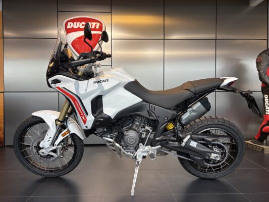 Ducati DesertX 2027 valkoinen, kuva 4