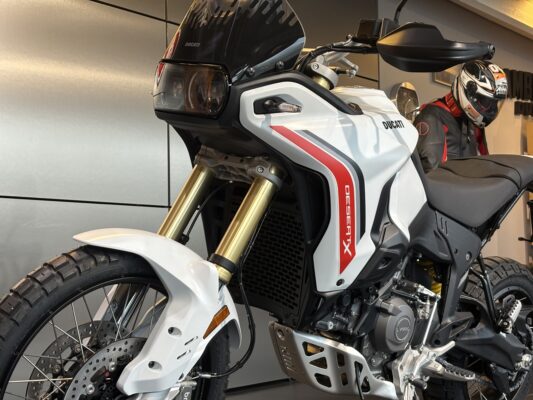 Ducati DesertX 2027 valkoinen, kuva 10