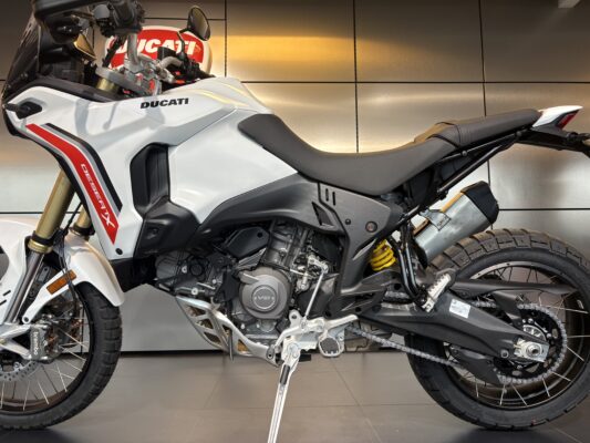 Ducati DesertX 2027 valkoinen, kuva 18